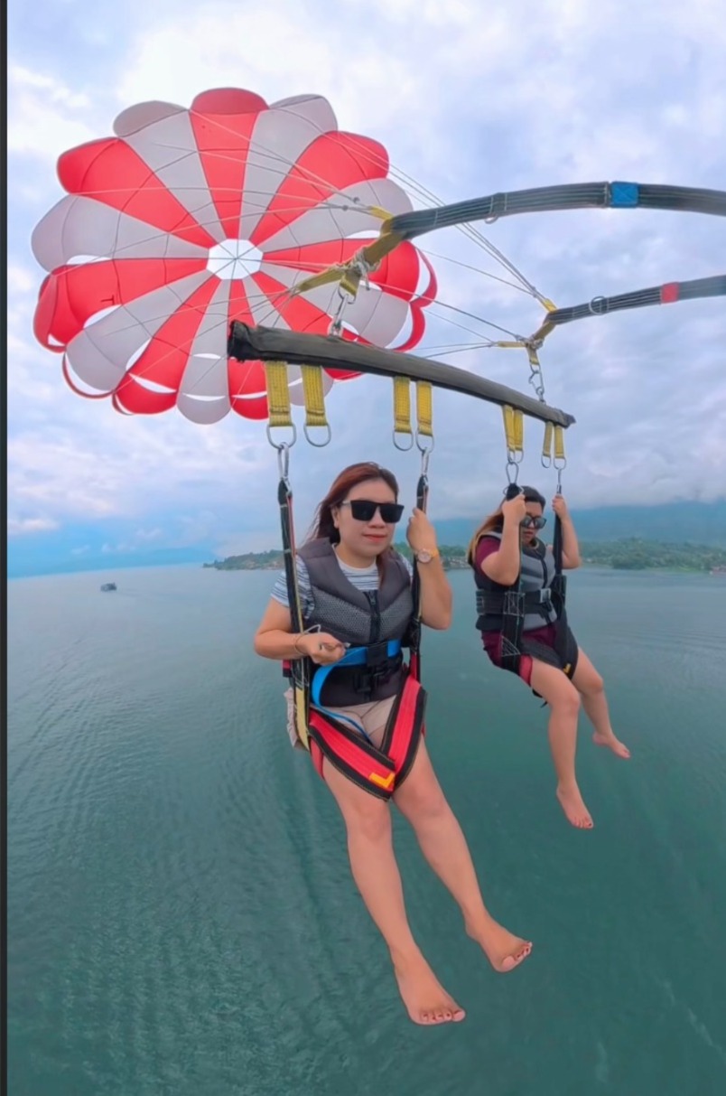 Parasailing Part 3