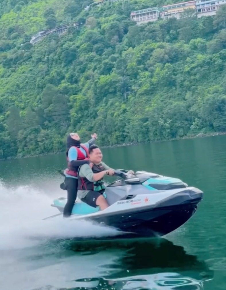 Jetski With Batu Gantung